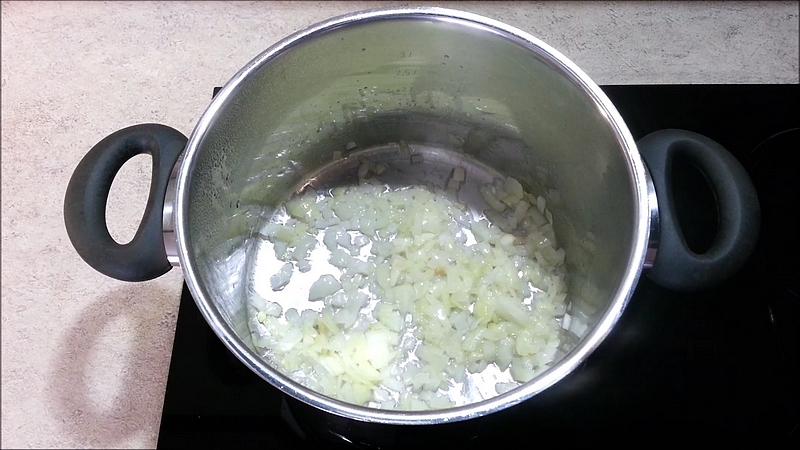 Smažená cibule na polévku recept