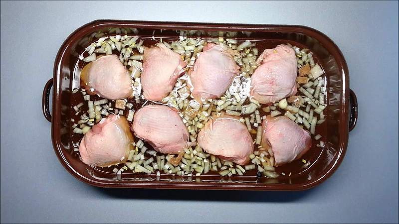 Pečené kuřecí stehna v troubě recept