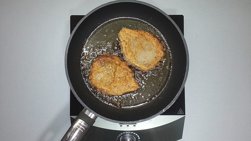 Smažené hovězí řízky z kýty