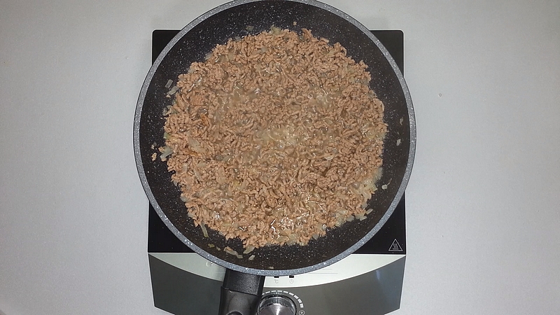 Mleté maso restované