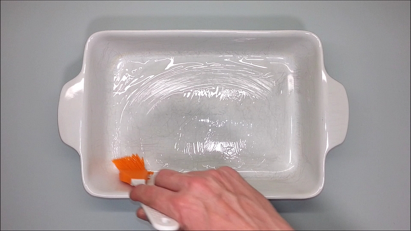 Pekáč vymazaný olejem