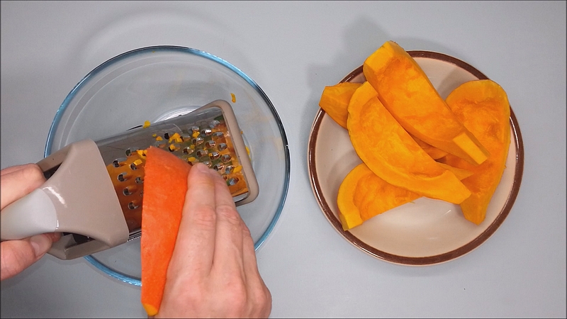 Strouhaná dýně Hokaido recept