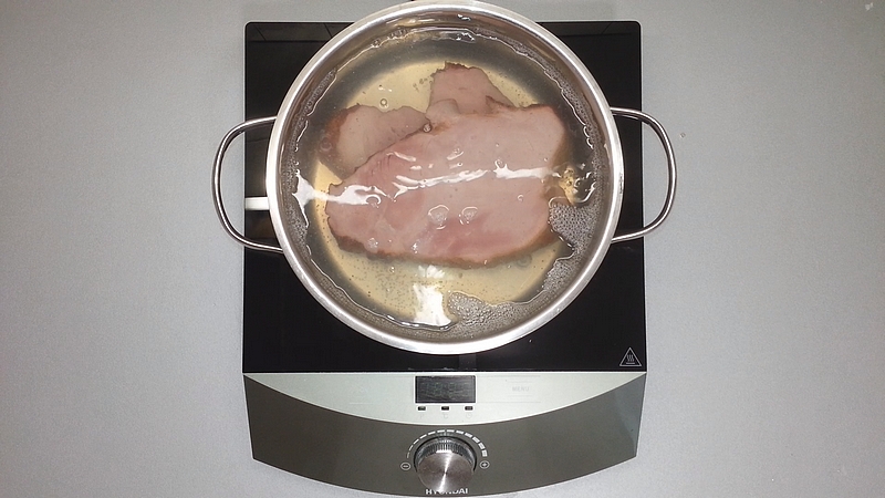 Vařené uzené maso