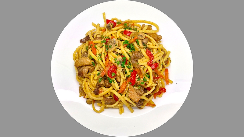 Špecle s vepřovým masem recept