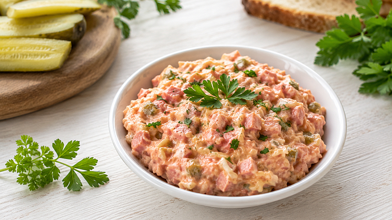 Ševcovský mls z dietního salámu